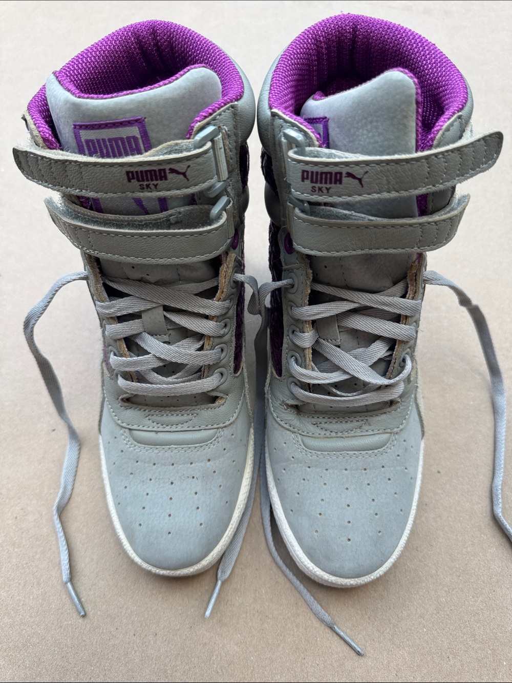 Puma Women's Light Gray High-Top Sneakers with Purple Interior
